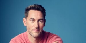 A nutritionist stocks up on 12 ingredients to effortlessly add protein, fiber, and vitamins to his meals