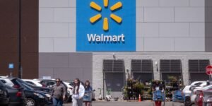 Walmart is starting to deliver restaurant meals with your grocery order