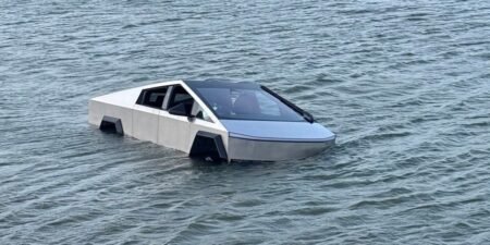 Don’t drive your Cybertruck into a lake Don’t drive your Cybertruck into a lake