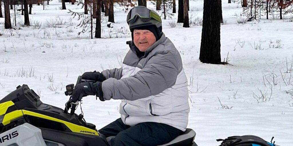 An 80-year-old retired engineer, who flies planes and races boats, shares his 3 longevity habits An 80-year-old retired engineer, who flies planes and races boats, shares his 3 longevity habits
