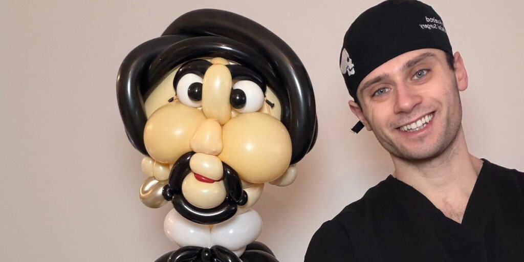 I have 0,000 in med school debt. I’m doing balloon art to pay it down.