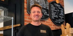 I used AI to help market my bagel shop. Then the one-star reviews came in. I used AI to help market my bagel shop. Then the one-star reviews came in.