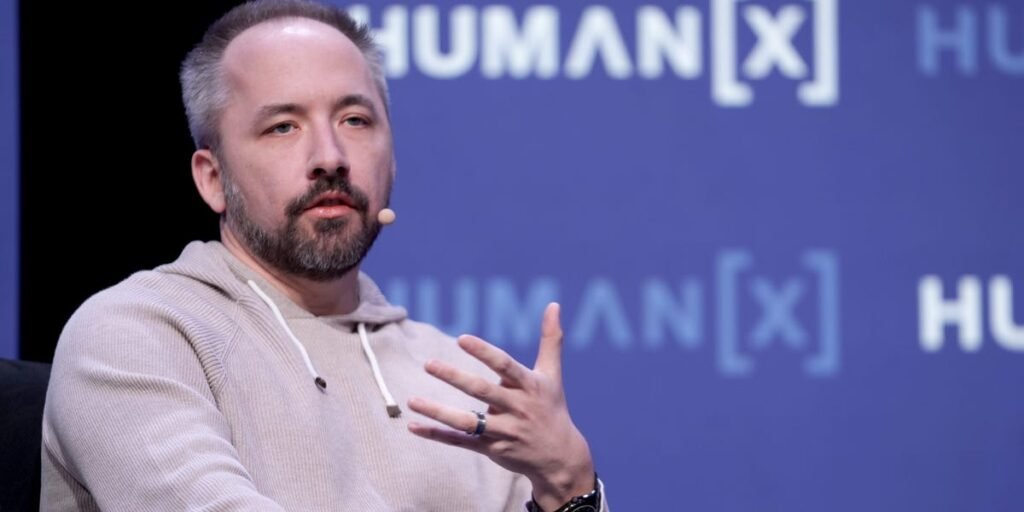 Read the Dropbox memos about CEO Drew Houston’s plan to train his replacement and step down Read the Dropbox memos about CEO Drew Houston’s plan to train his replacement and step down