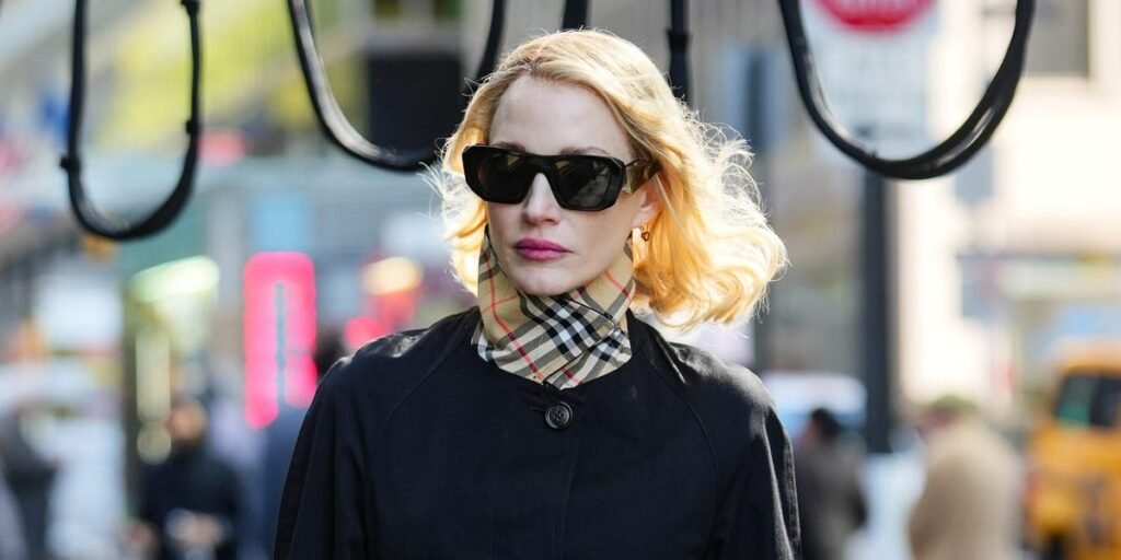 The Burberry scarf is so back The Burberry scarf is so back
