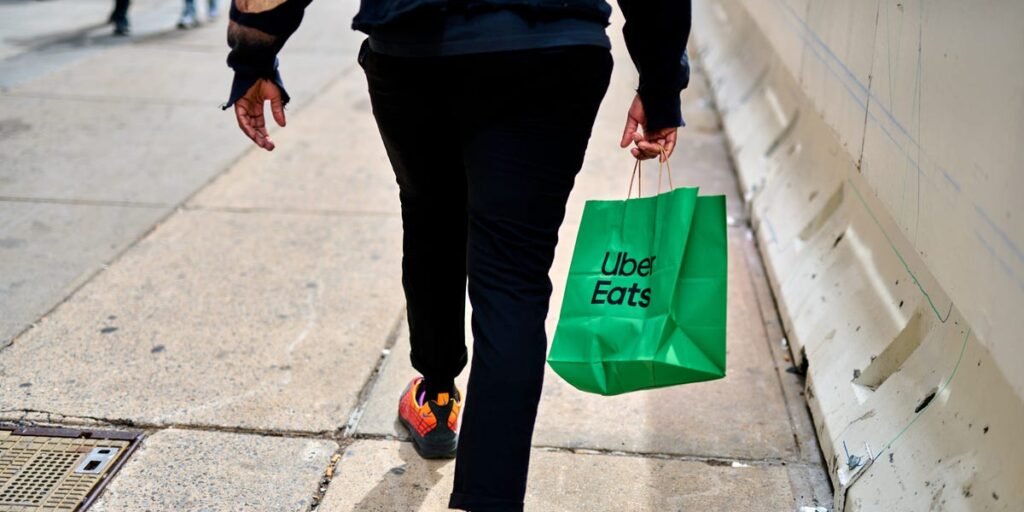 Uber and DoorDash bet on higher earners. It’s paying off big.