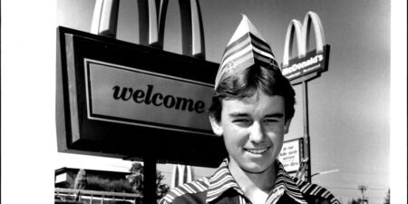 Vintage photos show what it was like to eat at McDonald’s in the 1980s