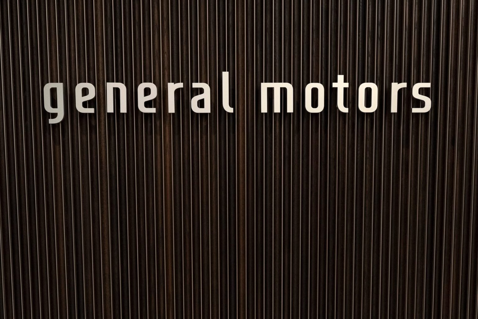 General Motors Lays Off Hundreds of IT Workers Globally