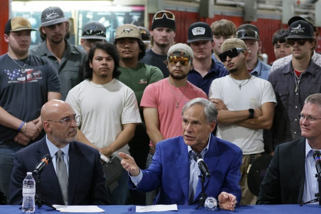 Texas Freezes Tuition at Public Colleges, Universities. Here’s Why Texas Freezes Tuition at Public Colleges, Universities. Here’s Why