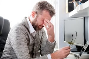 72% of American Workers Feel Behind in Their Careers — Here’s Why 72% of American Workers Feel Behind in Their Careers — Here’s Why