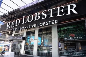 8 Ways to Win at Red Lobster’s, Applebee’s and Olive Garden’s All-You-Can-Eat Comeback 8 Ways to Win at Red Lobster’s, Applebee’s and Olive Garden’s All-You-Can-Eat Comeback
