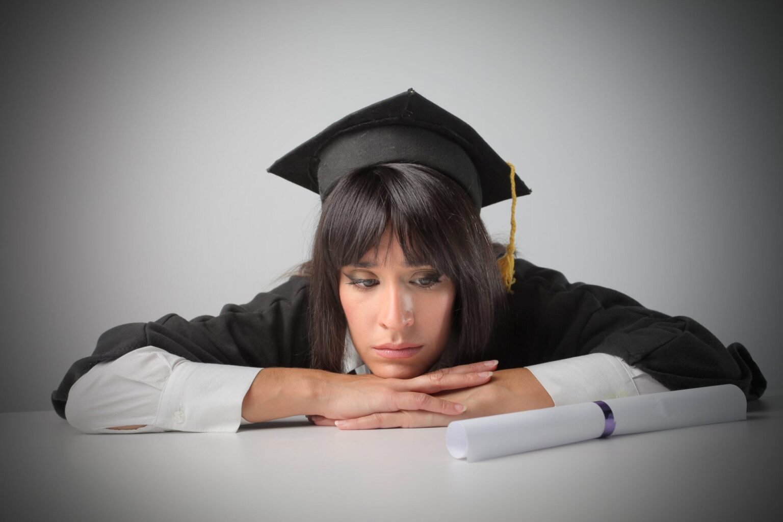 The Vast Majority of Grads Fear AI Is Reshaping the Entry-Level Job Market (and Not in Their Favor)