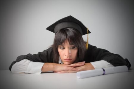 The Vast Majority of Grads Fear AI Is Reshaping the Entry-Level Job Market (and Not in Their Favor)