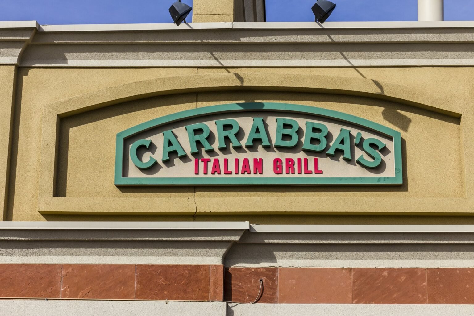 34 Places With Mother’s Day Deals on Food, Gift Cards and More