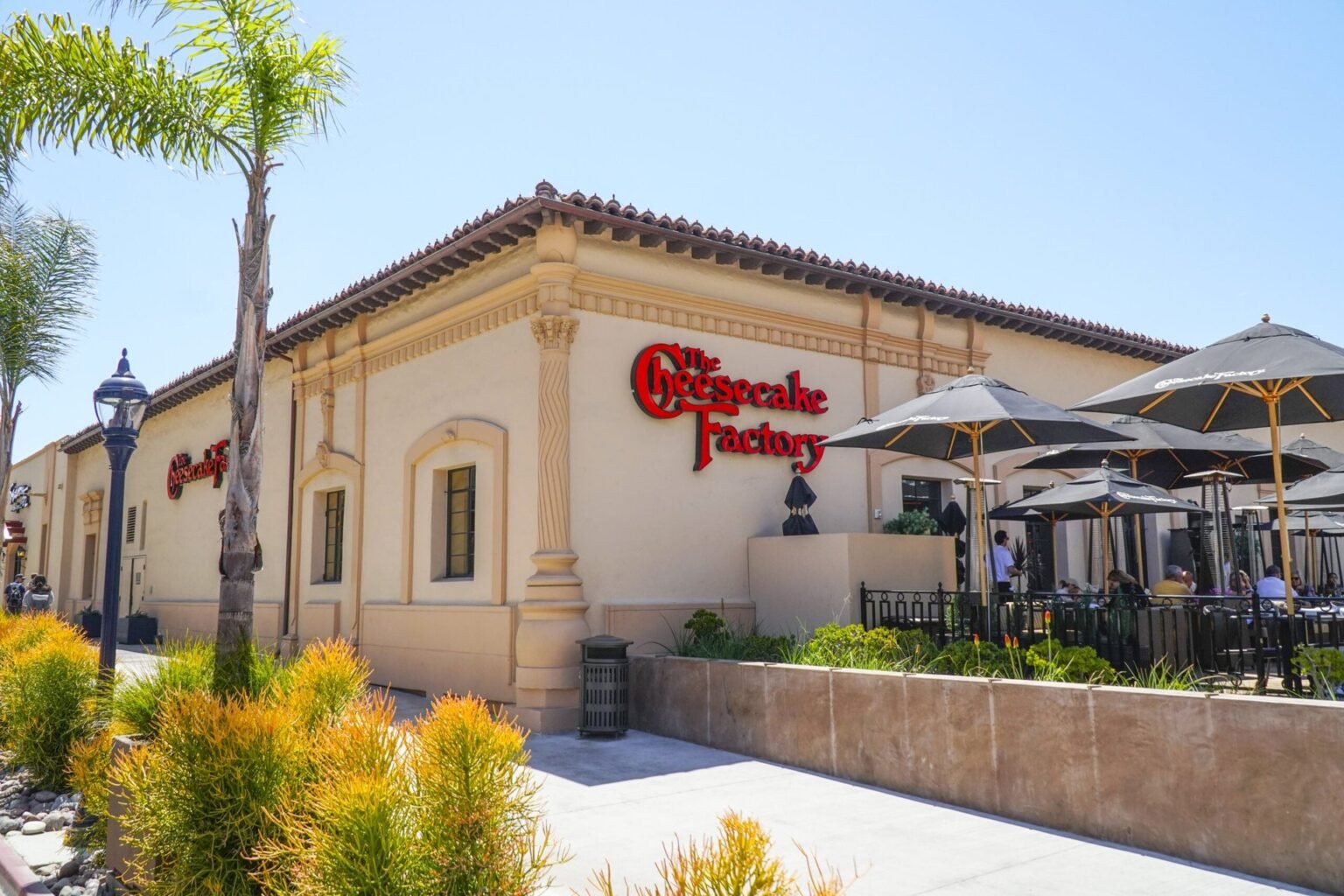 20 Restaurants Offering Gift Card Bonuses This Spring