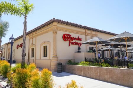 20 Restaurants Offering Gift Card Bonuses This Spring