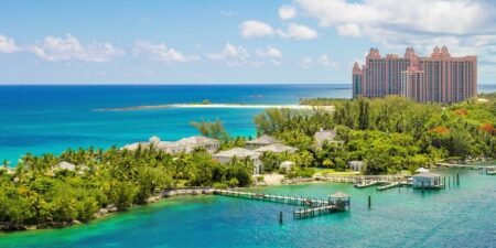 I was born and raised in The Bahamas. Here are 11 of the biggest mistakes I watch tourists make.