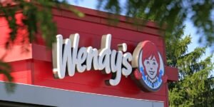 Chain restaurants are closing hundreds of locations across the US in 2026. See the list. Chain restaurants are closing hundreds of locations across the US in 2026. See the list.