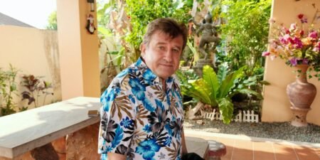 He moved to Thailand to look after his mom — and ended up starting a care facility in Chiang Mai He moved to Thailand to look after his mom — and ended up starting a care facility in Chiang Mai
