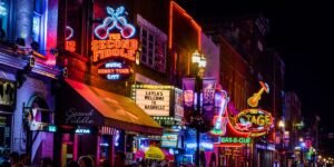 I grew up in Nashville. There are 7 things I wish tourists knew before they visited.