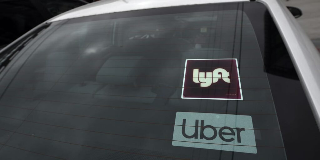 The same ride on Uber and Lyft, 29 different prices: What researchers found when they tested the apps The same ride on Uber and Lyft, 29 different prices: What researchers found when they tested the apps