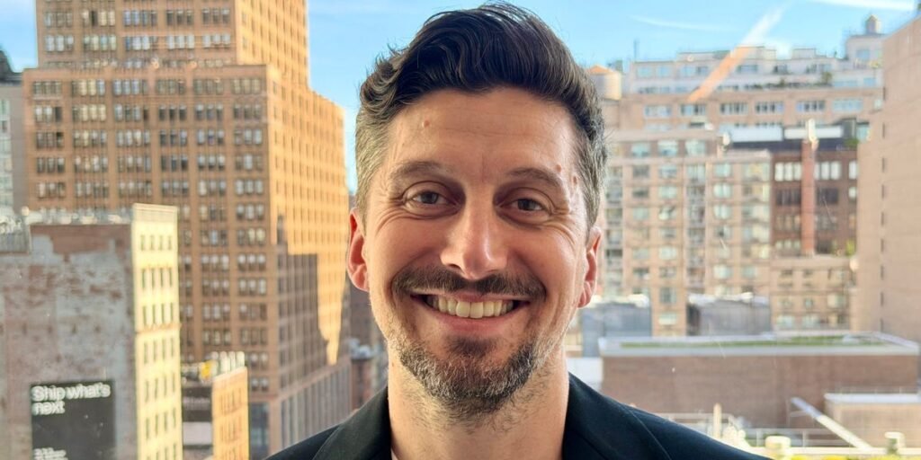 This ‘anti-bot’ startup wants to pay you to interact with brands. Read the pitch deck it used to raise .5 million. This ‘anti-bot’ startup wants to pay you to interact with brands. Read the pitch deck it used to raise .5 million.