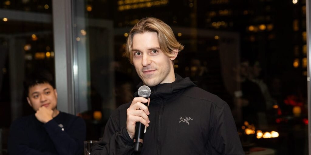 See the pitch deck AI observability startup Sazabi used to raise  million seed round from YC and J2 Ventures