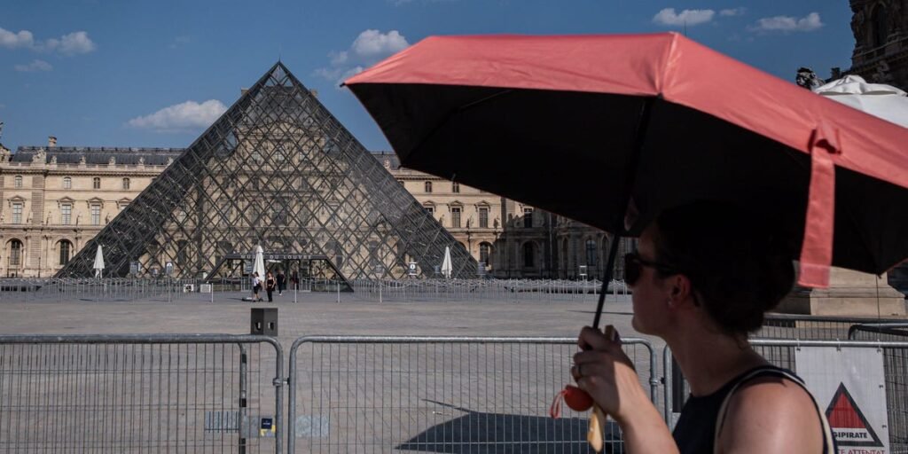 Canceled trains, early closures, and ice cream shortages: Photos show the impact of the European heat wave