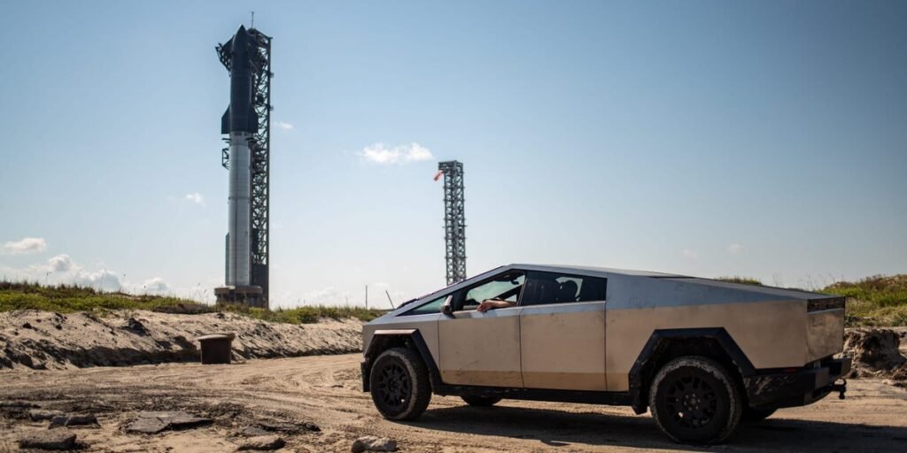 Better off together? Investors weigh up a potential SpaceX-Tesla merger Better off together? Investors weigh up a potential SpaceX-Tesla merger