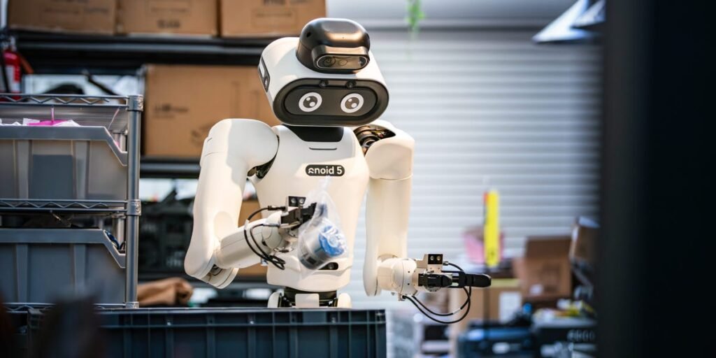 Delivery robot startup Robot.com is betting its next act on workplace humanoids Delivery robot startup Robot.com is betting its next act on workplace humanoids