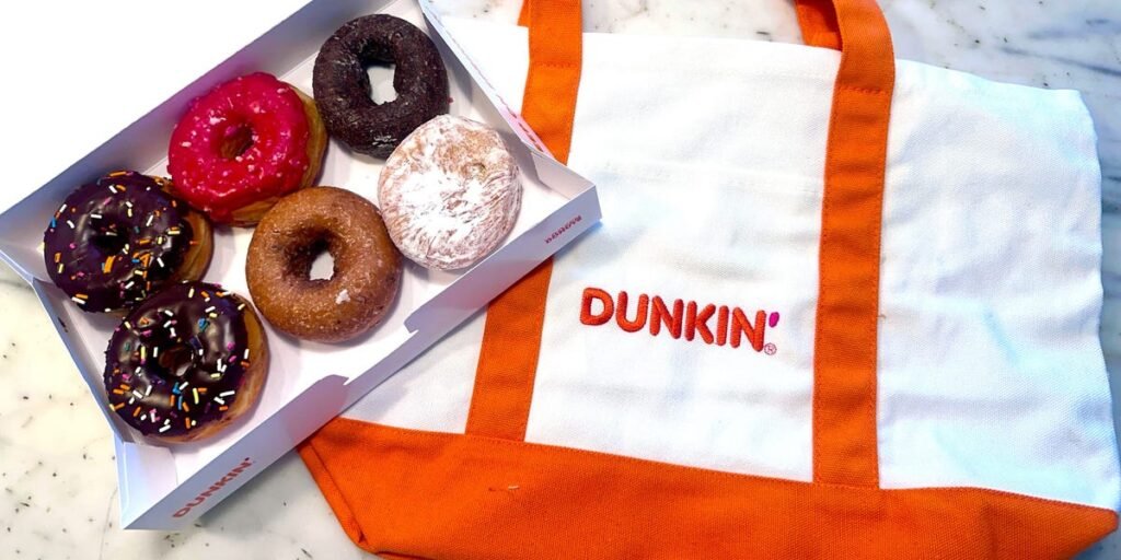 Dunkin’ made people fall in love with its merch despite a menu that’s decidedly mid. That’s different from Starbucks. Dunkin’ made people fall in love with its merch despite a menu that’s decidedly mid. That’s different from Starbucks.