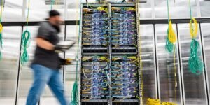 Forget Apple. Amazon just made AI a lot more expensive.