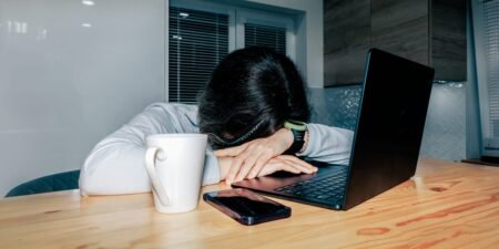 This startup founder says he works 7 days a week, keeps a mattress in the office, and sleeps 3 hours a night This startup founder says he works 7 days a week, keeps a mattress in the office, and sleeps 3 hours a night