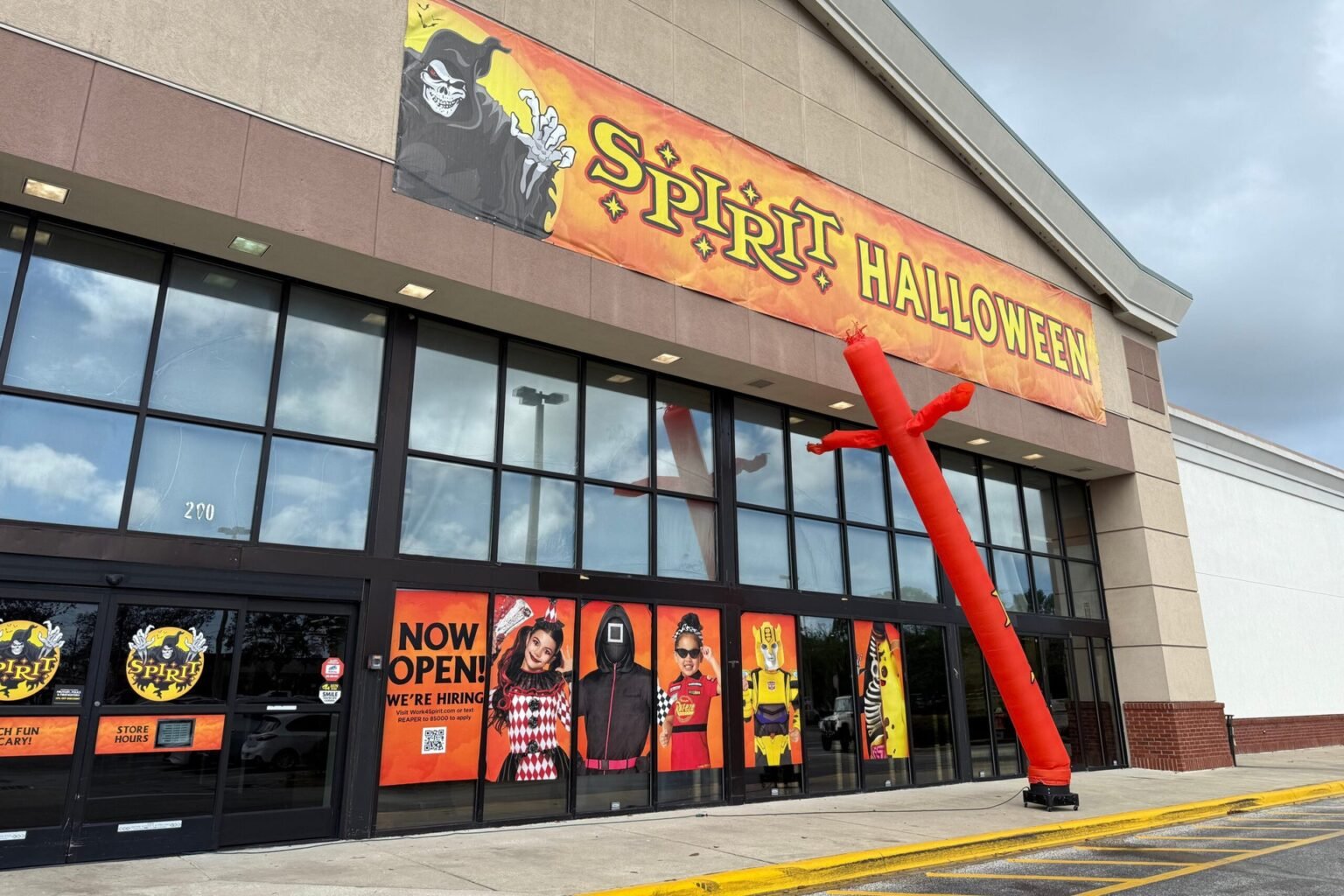 Spirit Halloween Hiring 52,000 Seasonal Jobs. Here’s How to Apply Spirit Halloween Hiring 52,000 Seasonal Jobs. Here’s How to Apply
