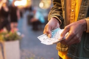 7 Side Hustles That Are Actually Worth the Time — and 3 That Are Not