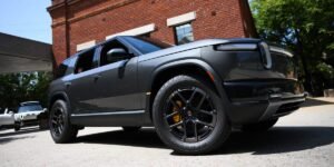 California’s new EV incentive gives a leg up to Lucid and Rivian