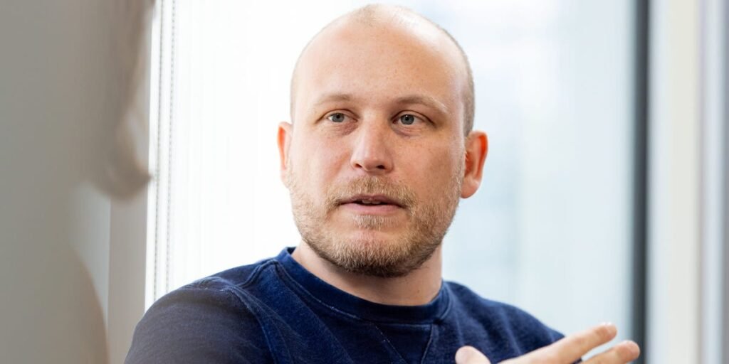Claude Code’s creator offers a better way to measure AI success than token burn Claude Code’s creator offers a better way to measure AI success than token burn