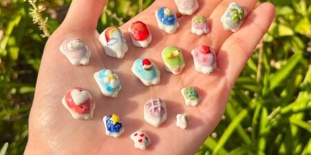 South Korean Gen Z’s answer to corporate despair: tiny turtle charms on phones South Korean Gen Z’s answer to corporate despair: tiny turtle charms on phones