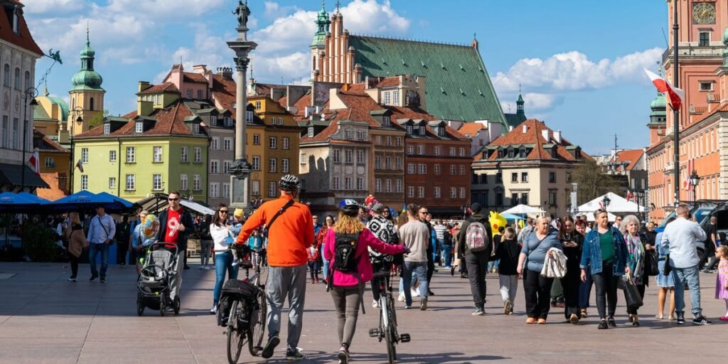 The 15 countries with the highest birth rates — and the 15 with the lowest
