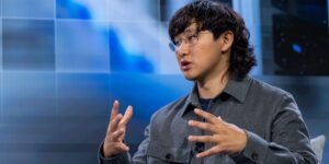 Alexandr Wang says startups supercharged by AI can now pick ‘Goliath versus Goliath’ fights Alexandr Wang says startups supercharged by AI can now pick ‘Goliath versus Goliath’ fights