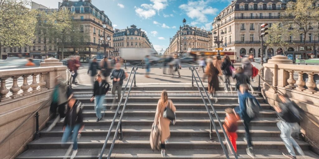 A neurologist says ‘super movers’ have younger brains — here’s how to reap the benefits yourself A neurologist says ‘super movers’ have younger brains — here’s how to reap the benefits yourself