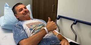 An active 45-year-old man couldn’t sit or use the bathroom without pain. He was diagnosed with stage 3 colon cancer.