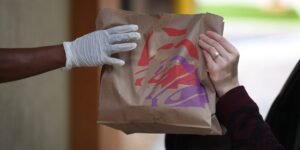 DoorDash’s CEO worried a Taco Bell partnership wouldn’t work. Instead, it revealed a truth about food delivery DoorDash’s CEO worried a Taco Bell partnership wouldn’t work. Instead, it revealed a truth about food delivery