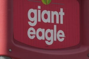 Giant Eagle Cuts Prices on 300 Grocery Items. Here’s What’s Cheaper
