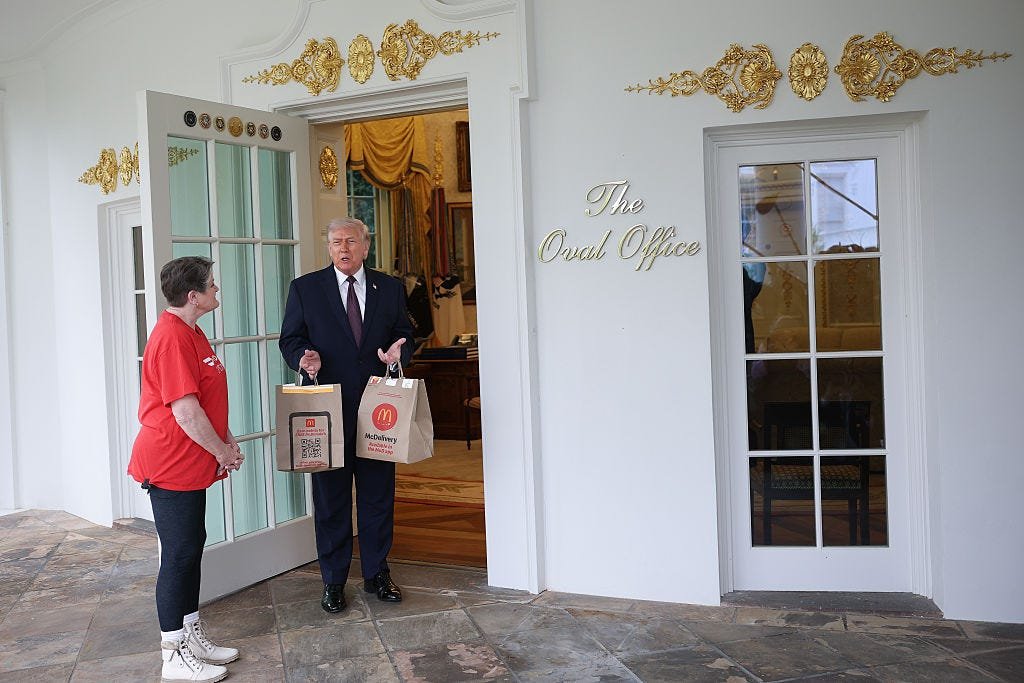 Gold signage outside the Oval Office.
