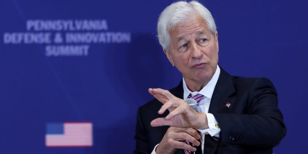 Jamie Dimon says one market risk could amplify market swings Jamie Dimon says one market risk could amplify market swings