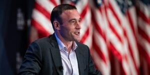 Former OpenAI executive Kevin Weil has sought a valuation of at least 0 million for his new AI science startup Former OpenAI executive Kevin Weil has sought a valuation of at least 0 million for his new AI science startup