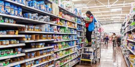 Walmart store workers have a new responsibility: correcting AI errors Walmart store workers have a new responsibility: correcting AI errors