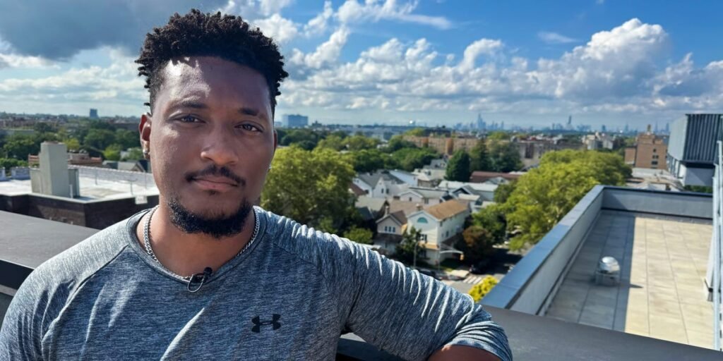 I dropped out of college and now earn 9,000 as a software engineer. Lifestyle creep left me ,000 in debt. I dropped out of college and now earn 9,000 as a software engineer. Lifestyle creep left me ,000 in debt.
