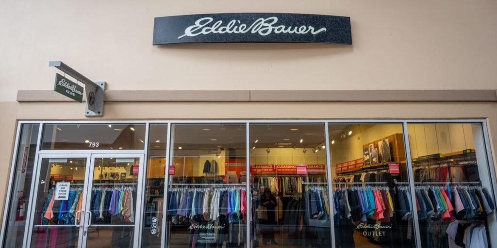 Dozens of retail chains you once loved that don’t exist anymore Dozens of retail chains you once loved that don’t exist anymore