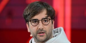 A researcher joked that working at OpenAI ages you. Now colleagues are posting their before-and-after photos.